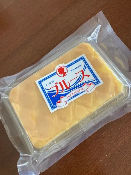 ここで買った謎のお菓子
