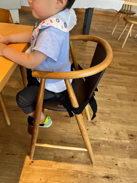 子供椅子ありました。
