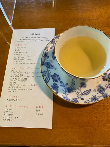 美味しいお茶が飲み放題🫖