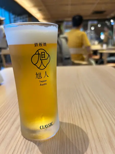 フードコートで一杯