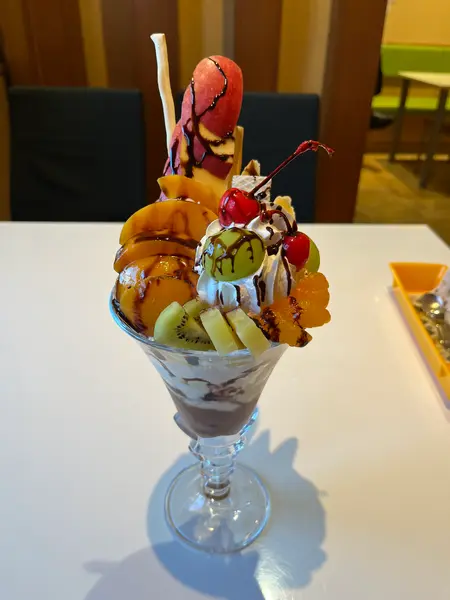 チョコレートパフェ