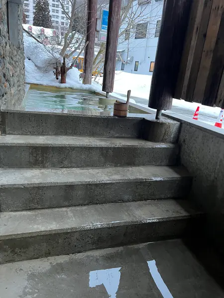 入水