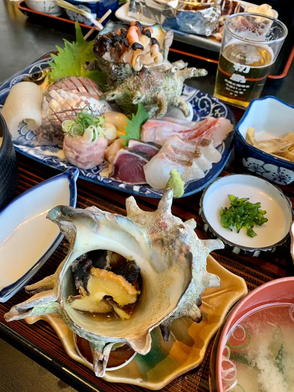 島定食2700円