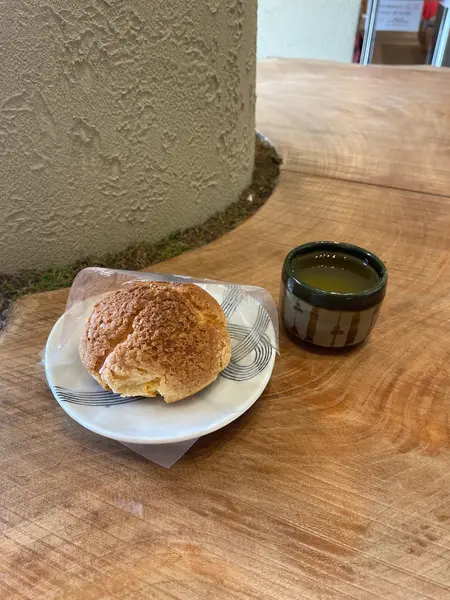 季節のシュークリーム