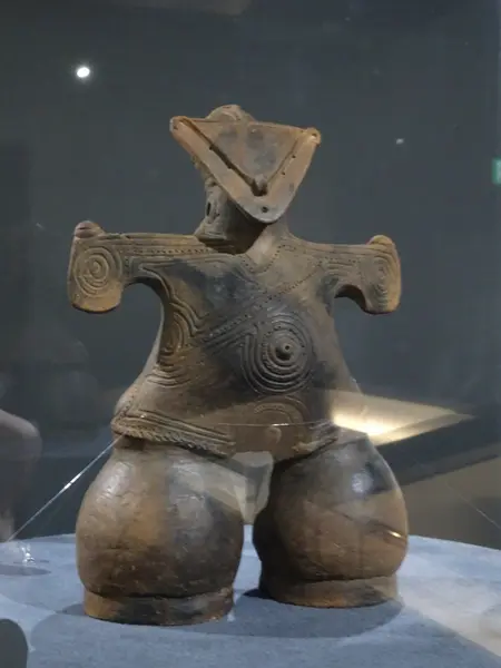 仮面の女神