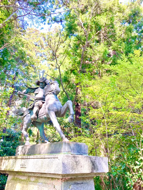 楠木正成公の像