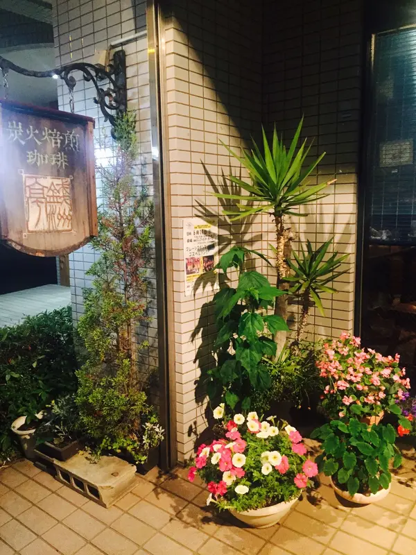 お店を出ると