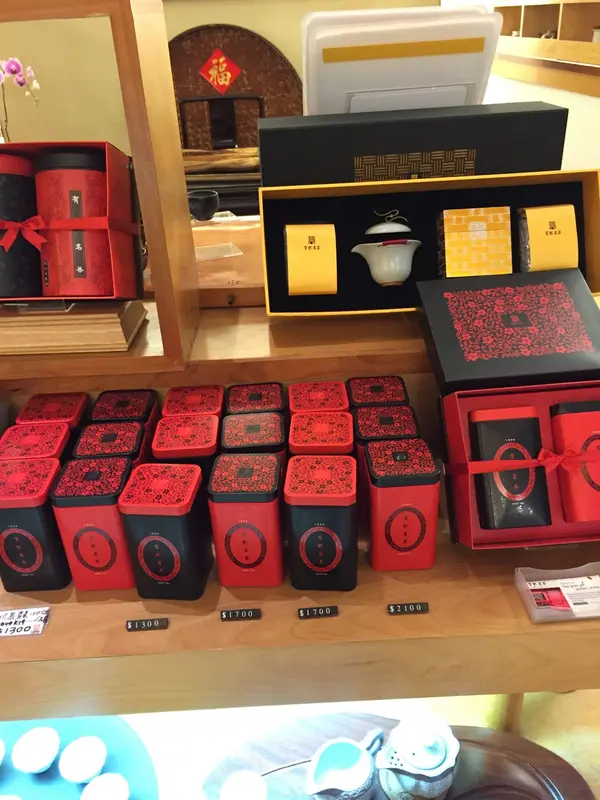 お高い烏龍茶