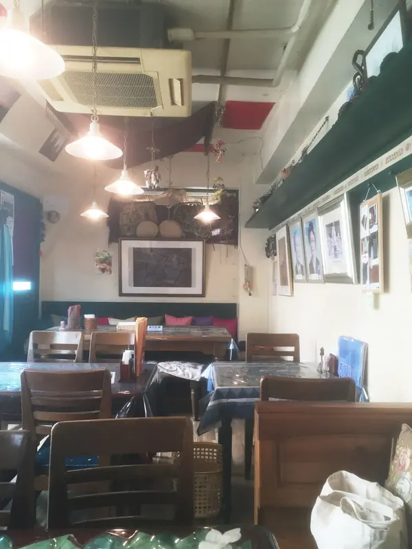 お洒落な店内