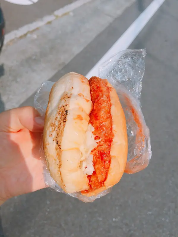 ハンバーグパン。