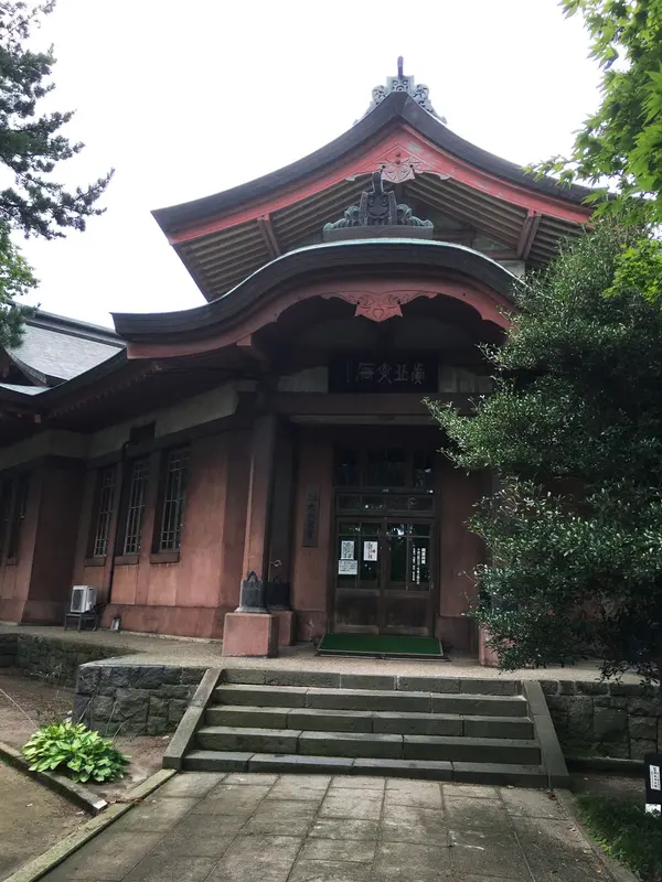 寺内の図書館so cool