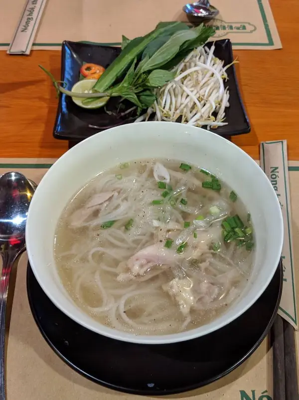 鶏肉のフォー