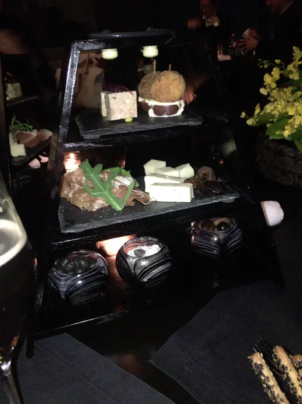 夜のザブラックバー