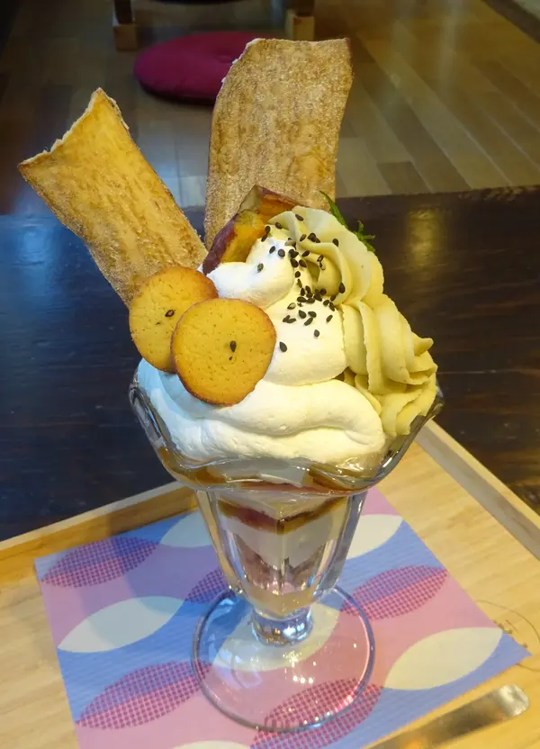 焼き芋パフェ