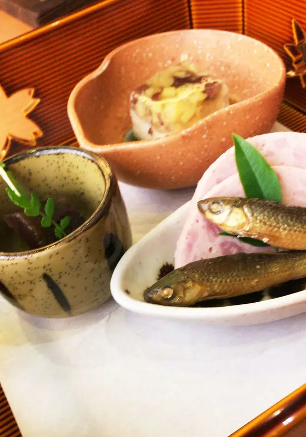 琵琶湖特産の前菜も(^○^)