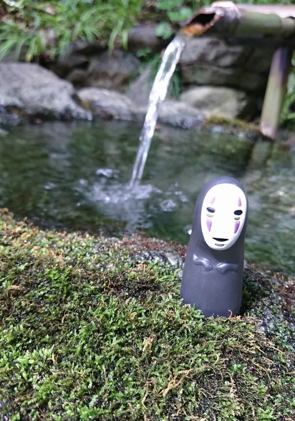 カオナシ