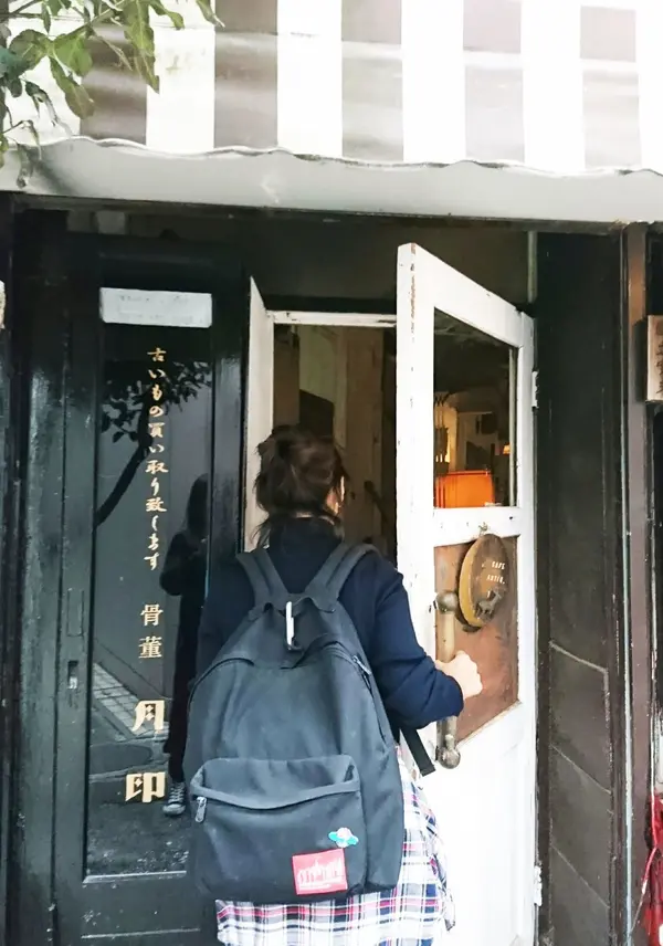月印カフェにて