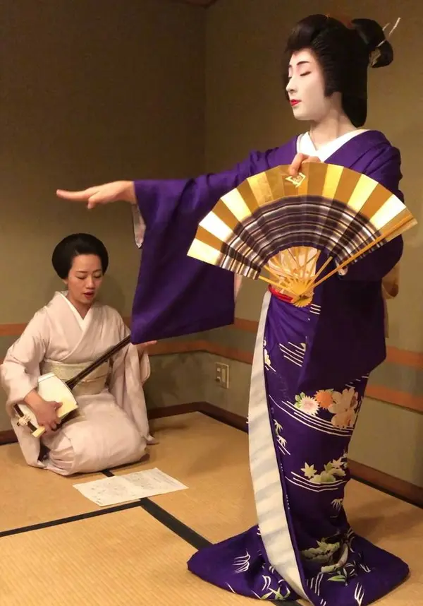 茉利佳さんおねえさんの春雨