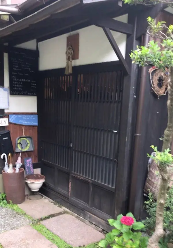 入り口