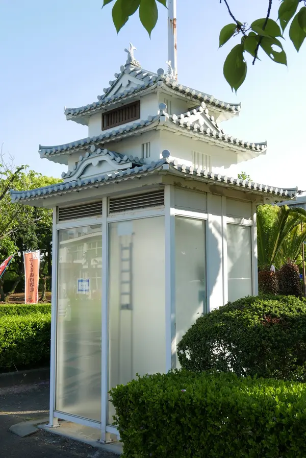 電話ボックスがお洒落ｗ