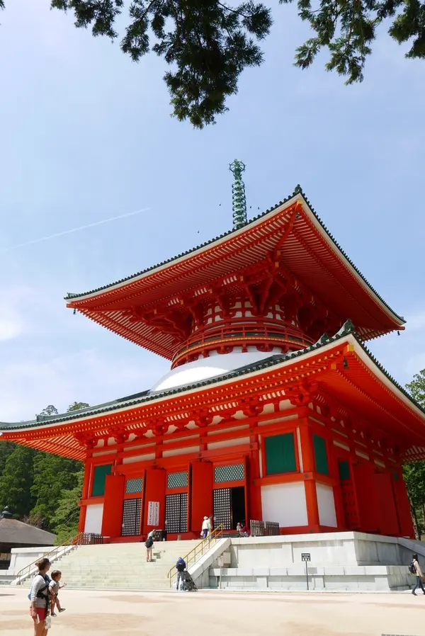 圧巻の大塔