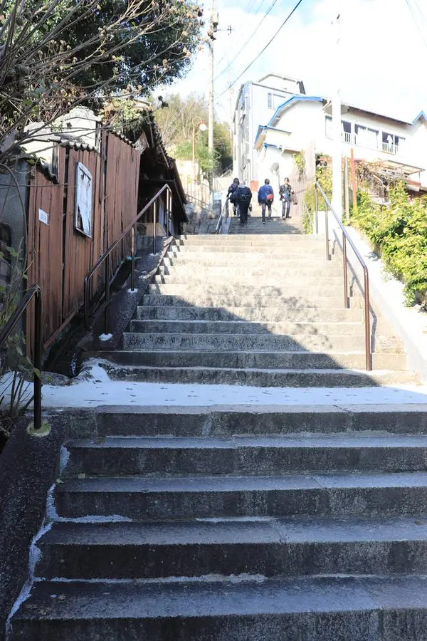 まだまだ続く階段・坂