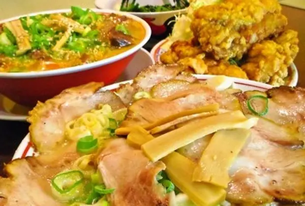 高安 ラーメン    (から揚げ)