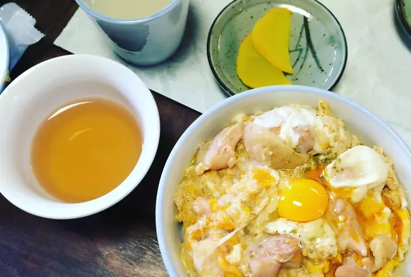 ランチは親子丼一択！