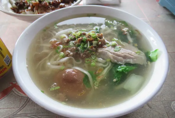 豊裡村麺店