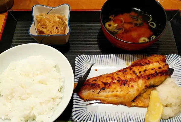 日本料理 つくし