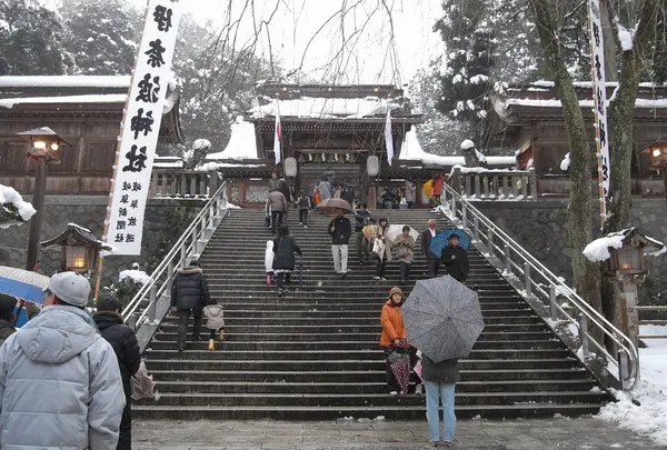 伊奈波神社　節分祭・厄除手筒煙火奉納祭