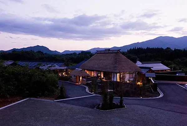 旅のハイライト　角館山荘 侘桜