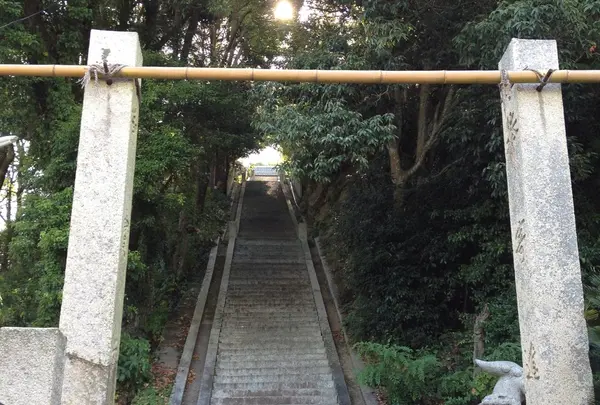 諸山積大名神社
