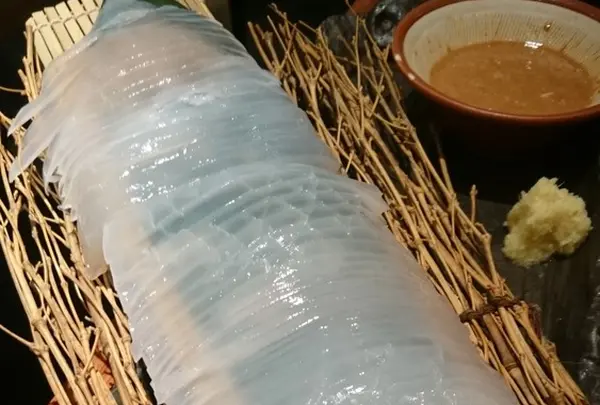 透き通ったお刺身