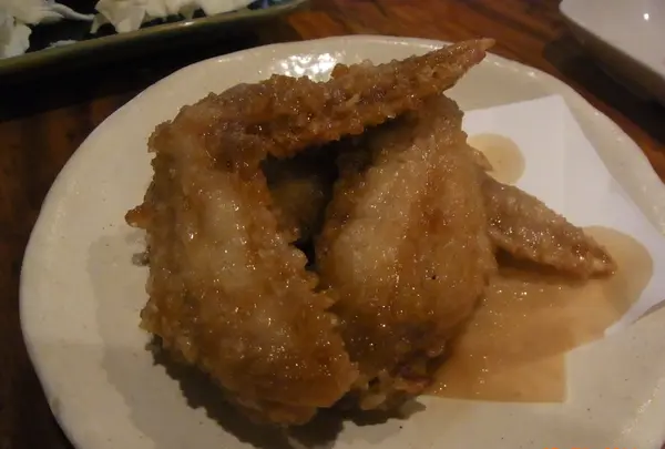 名物！手羽先ラー油がけ