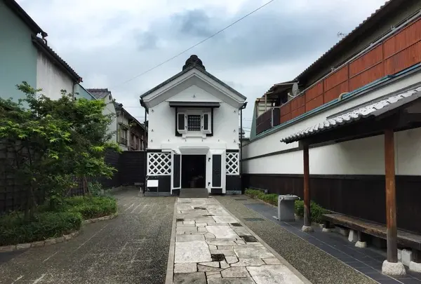 宮本町蔵広場