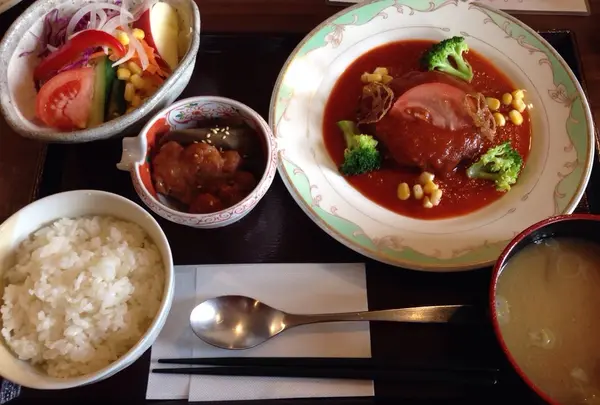 ごはん屋カフェ風舎