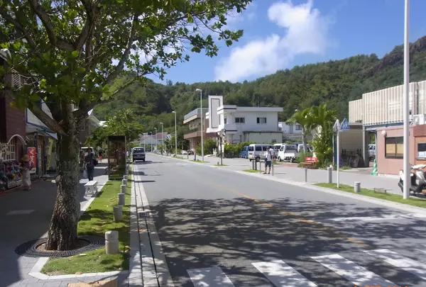 父島のメインストリート
