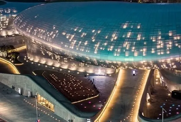 DongDaemun Design Plaza (동대문디자인플라자 (DDP))