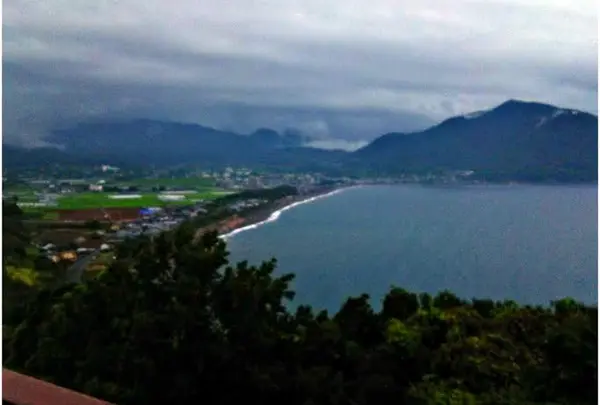 雲仙の山々と千々石断層