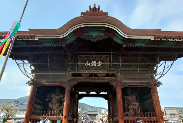 善光寺仁王門