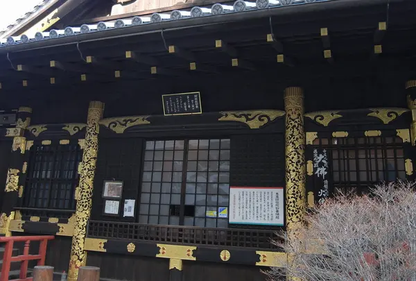 栄国寺　阿弥陀如来像