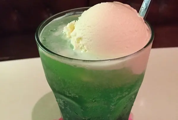 クリームソーダ