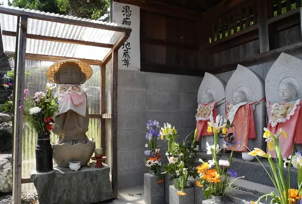 愚痴地蔵様って何？