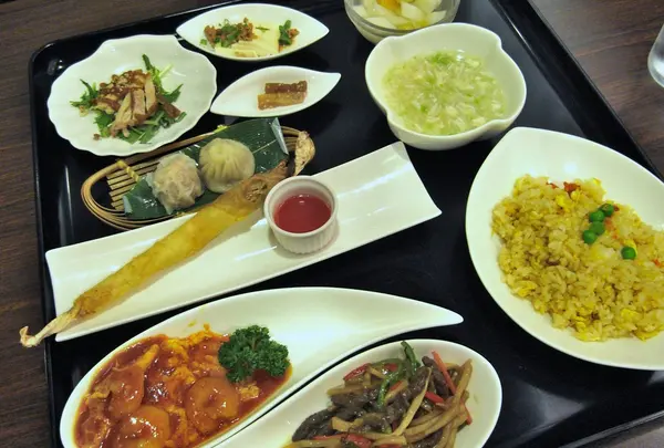夕食は横浜中華街へ