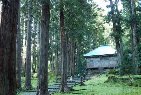 平泉寺白山神社（へいせんじはくさんじんじゃ）