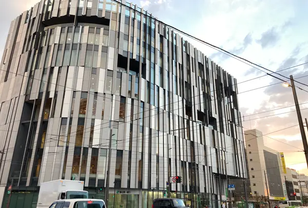富山市ガラス美術館（TOYAMAキラリ内）