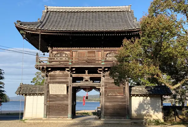 関西花の寺二十五ヵ所霊場　第七番札所 宝珠山如意寺