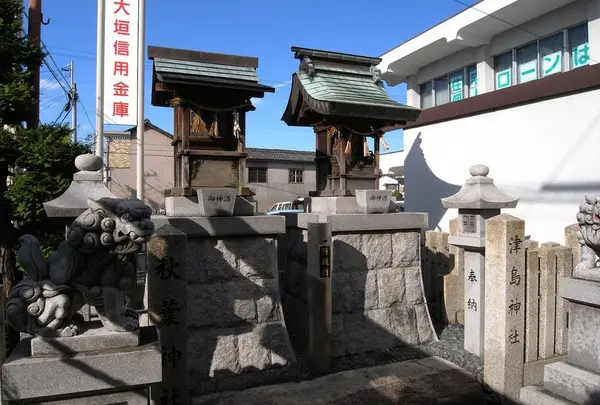ペアの神社