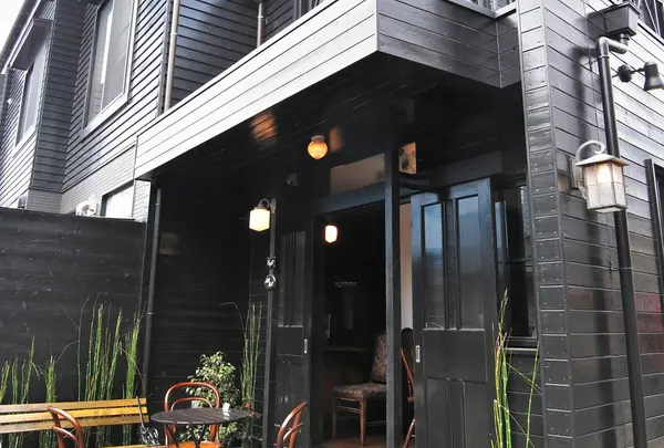古い洋館のカフェでした